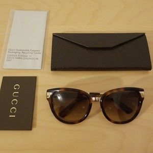 New! Gucci Brown and Gold Tortoise Sunglasses